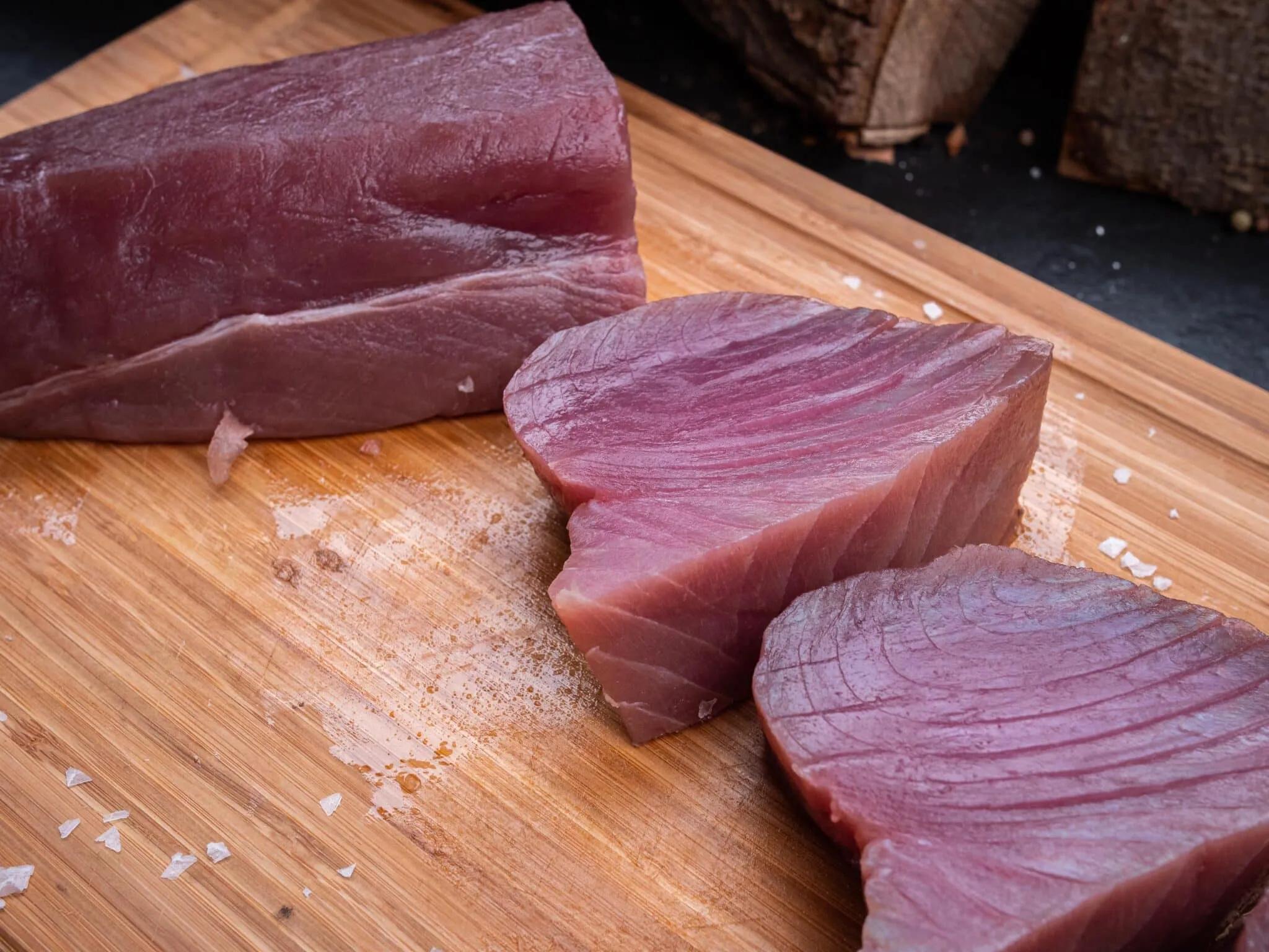 Thunfisch grillen: Der Guide für perfekte Thunfischsteaks