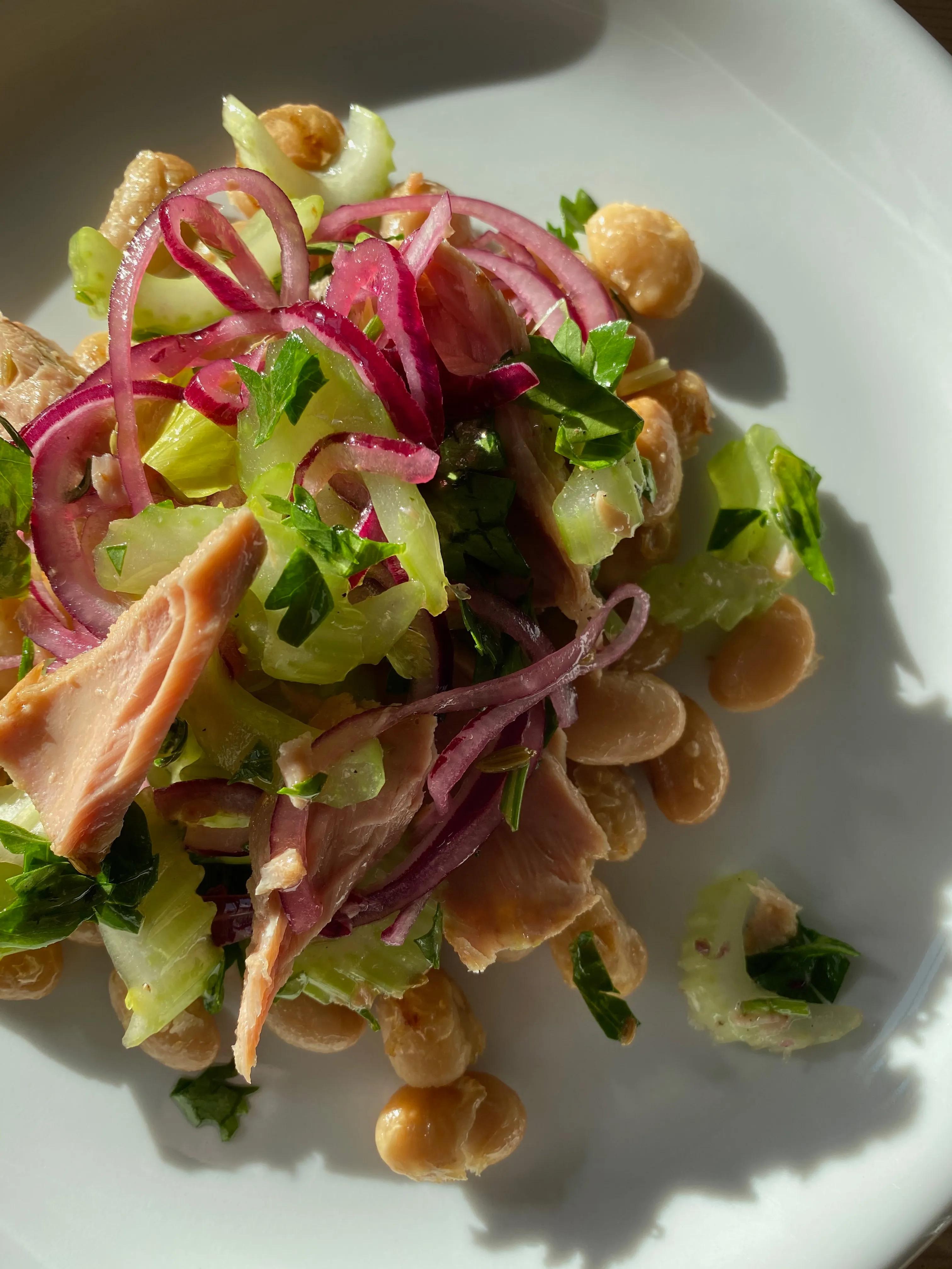 Give me 5: Bohnen-Sellerie-Salat mit Thunfisch