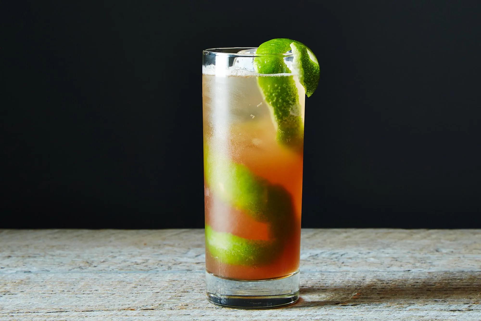 Singapore Sling Recipe and History