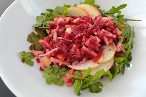 Rote-Rüben-Salat mit Äpfeln - Rezept