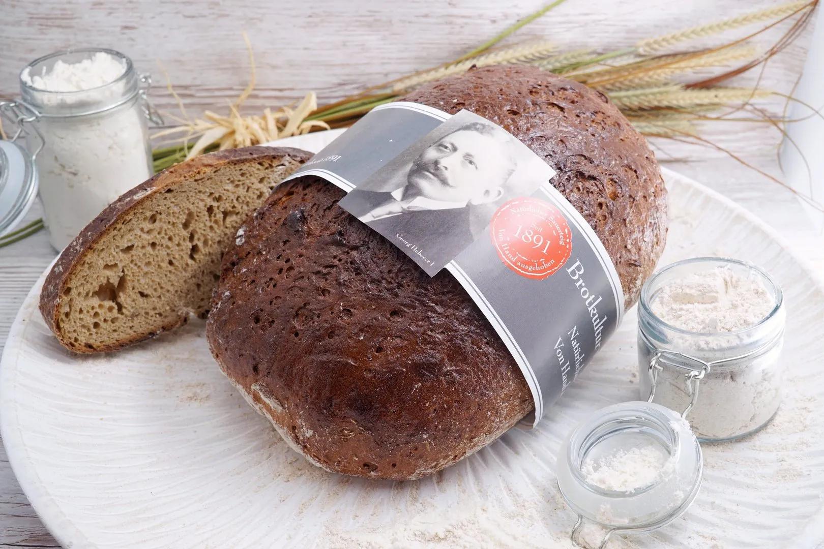 Ausgehobenes Roggenbrot 1000g