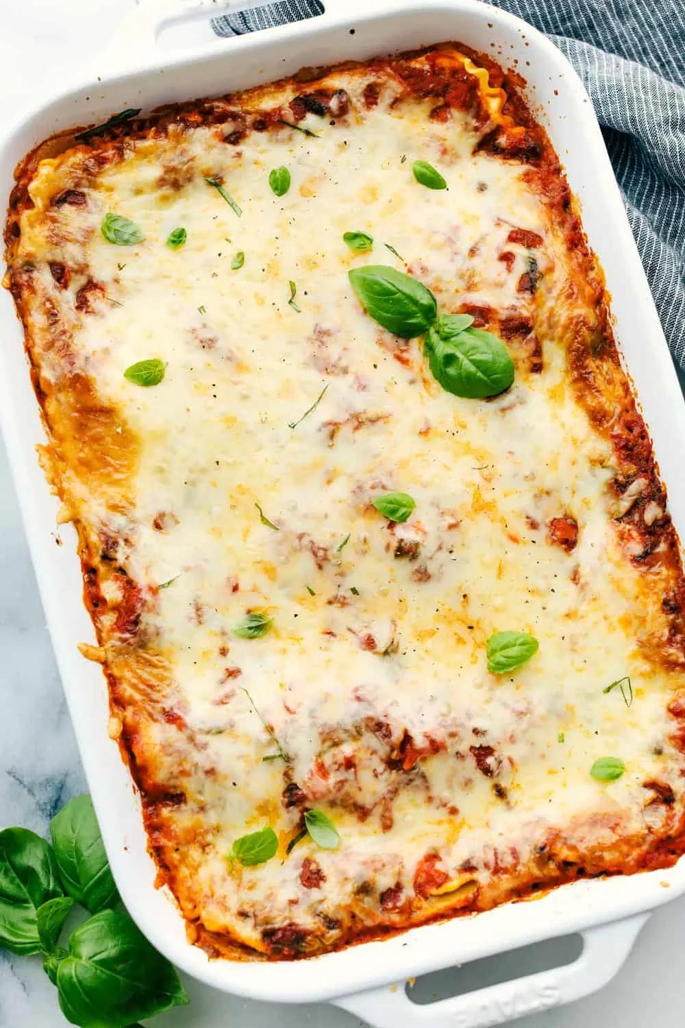 The Best Vegetarian Lasagna - Yummiesta