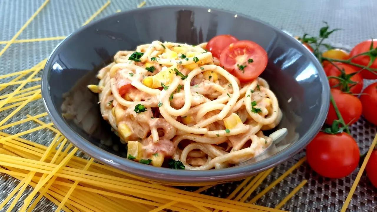 Spaghetti - Thunfisch - Salat Thermi Manu - YouTube