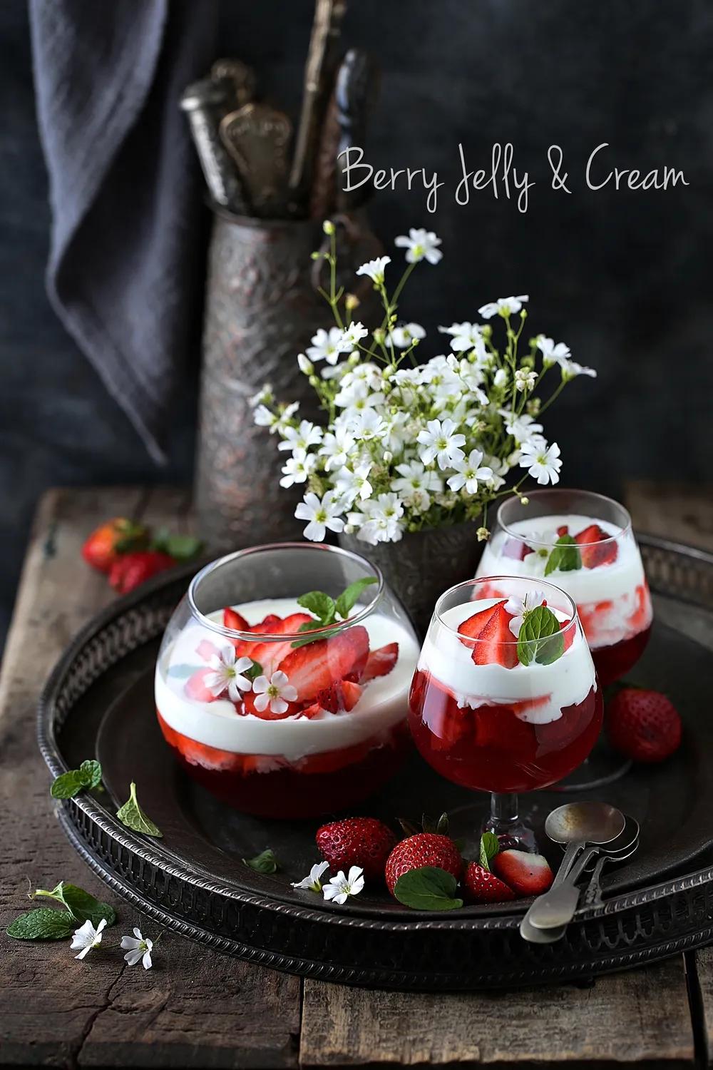 Berry Jelly &amp; Cream | Recipe in 2020 | Delicious, Eggless recipes ...