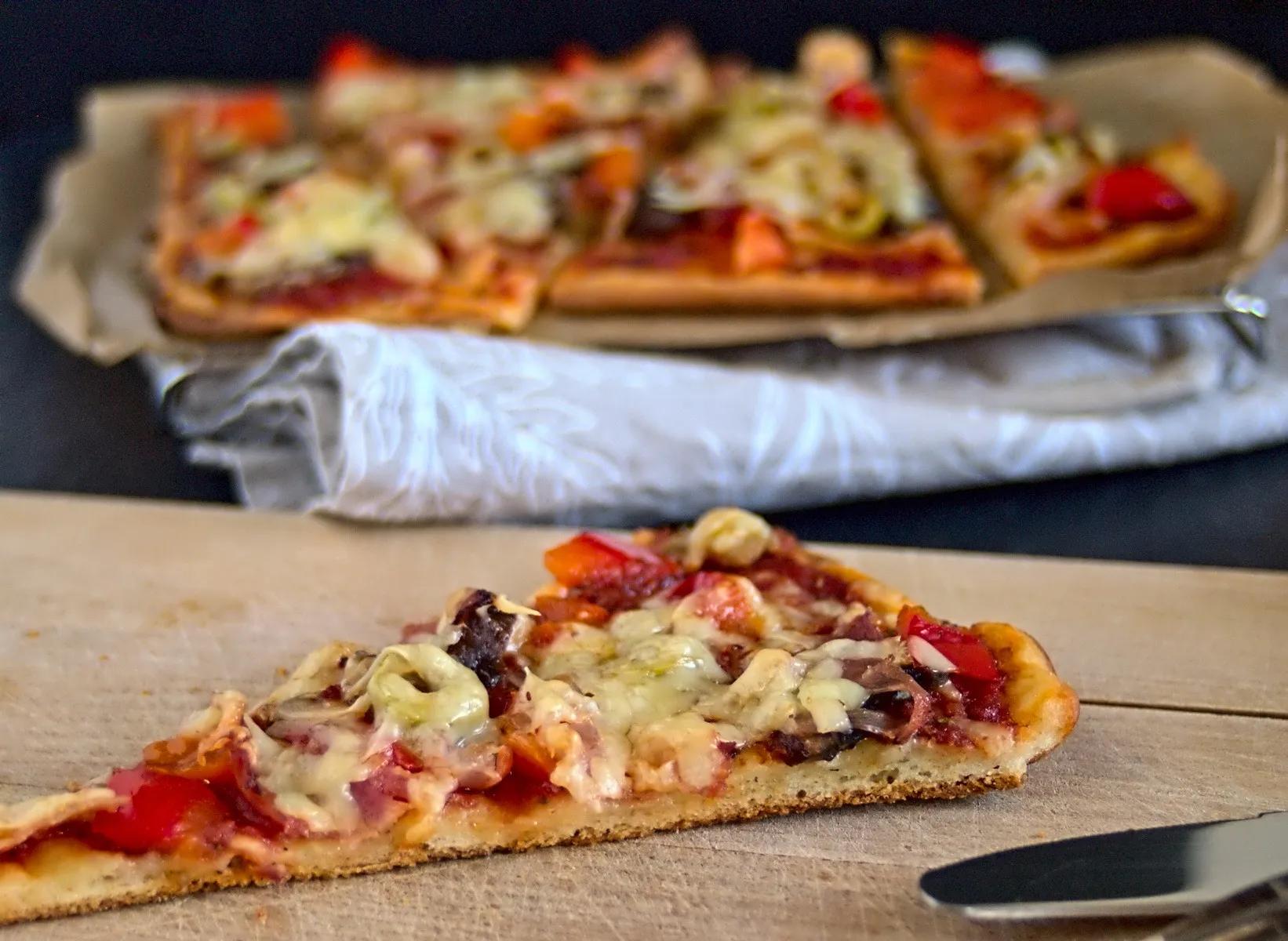 Quark-Öl-Teig-Pizza – eine schnelle und leckere Alternative! - Preppie ...