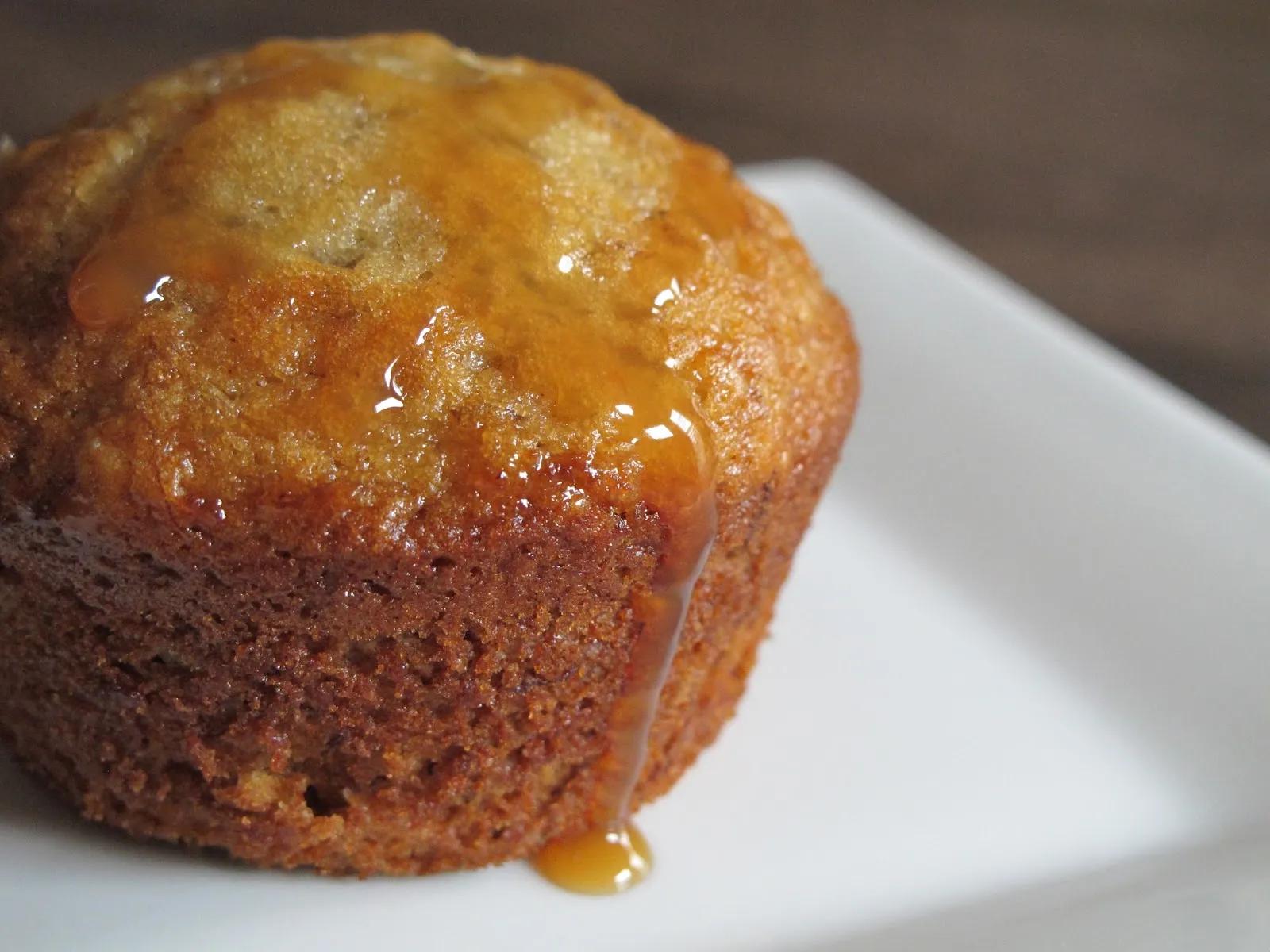 Elle.Beau.Grease.: Browned Butter &amp; Caramel Banana Muffins