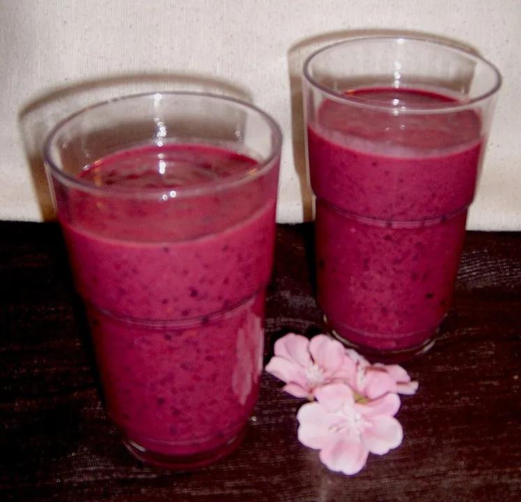 Beerensmoothie ohne Zucker von miriam2903 | Chefkoch.de