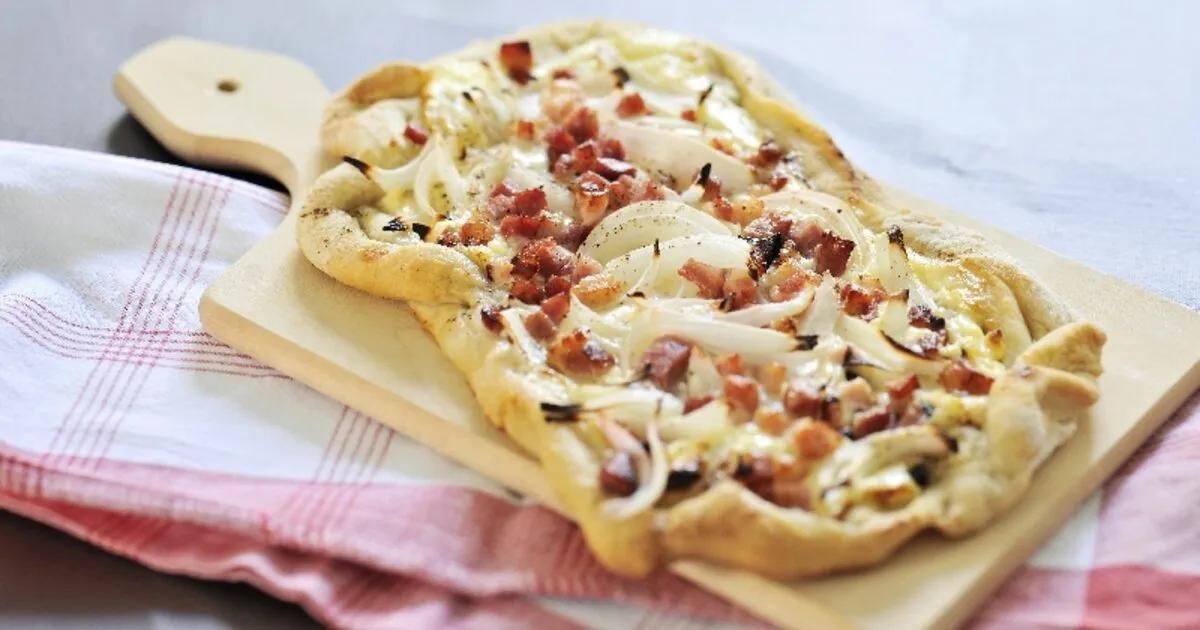 Flammkuchen Rezepte - einfach und lecker | DasKochrezept.de