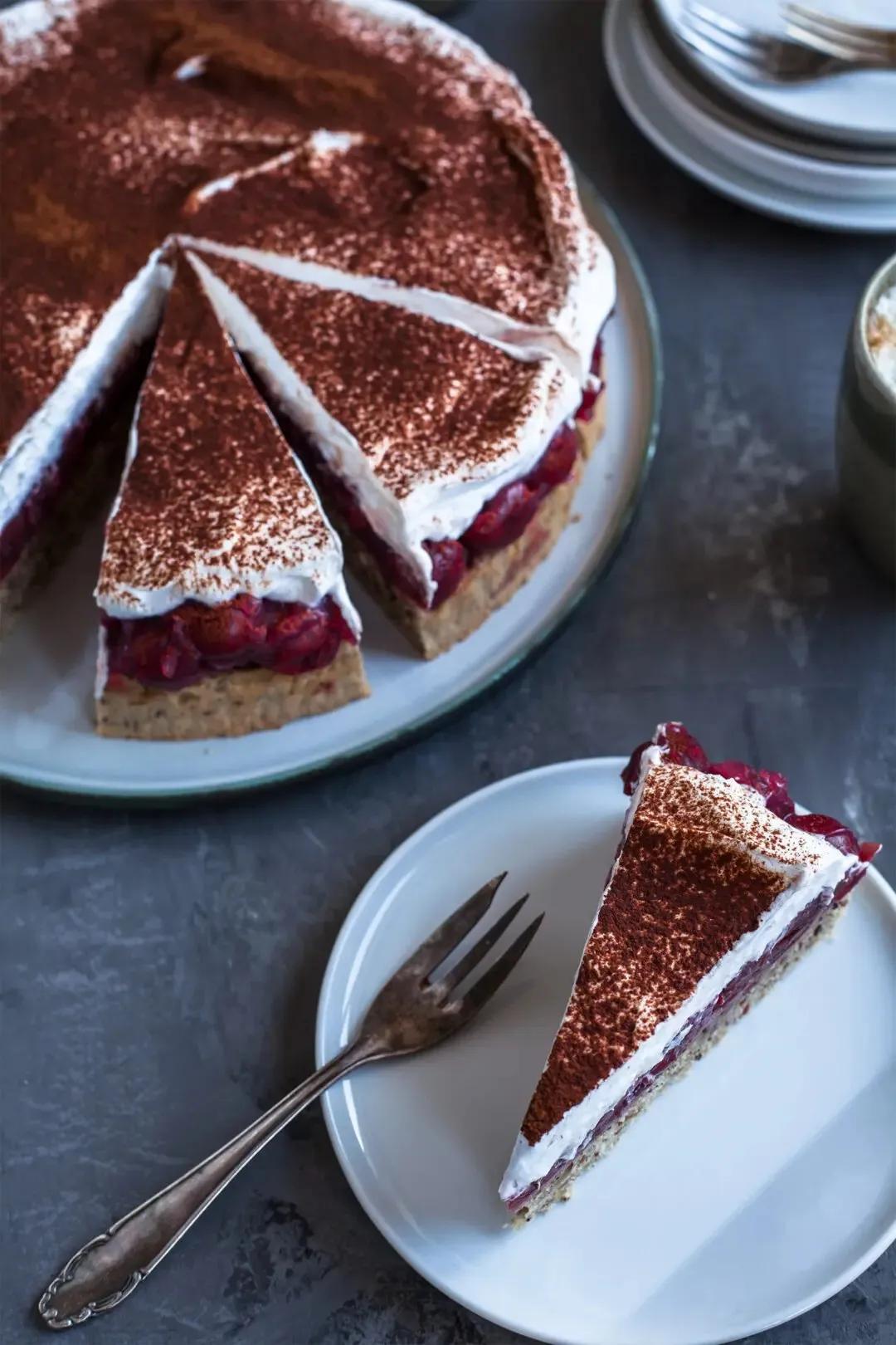 leckerster Haselnuss Kirschkuchen - Vegan Mom