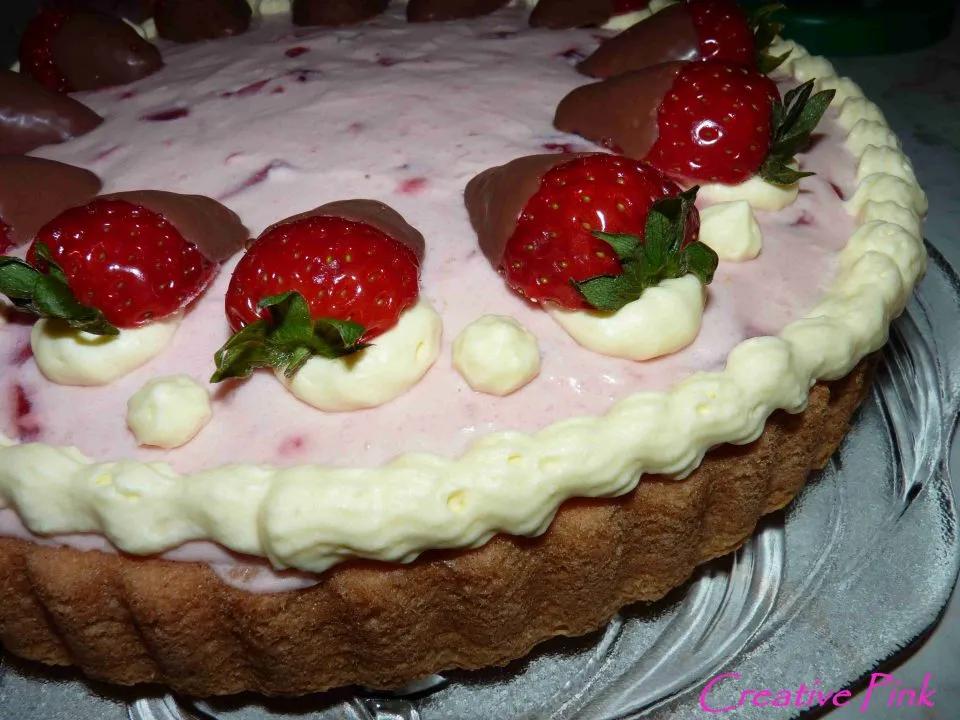 Erdbeer-Sahne Torte nach Oetker - Creative Pink Cuisine