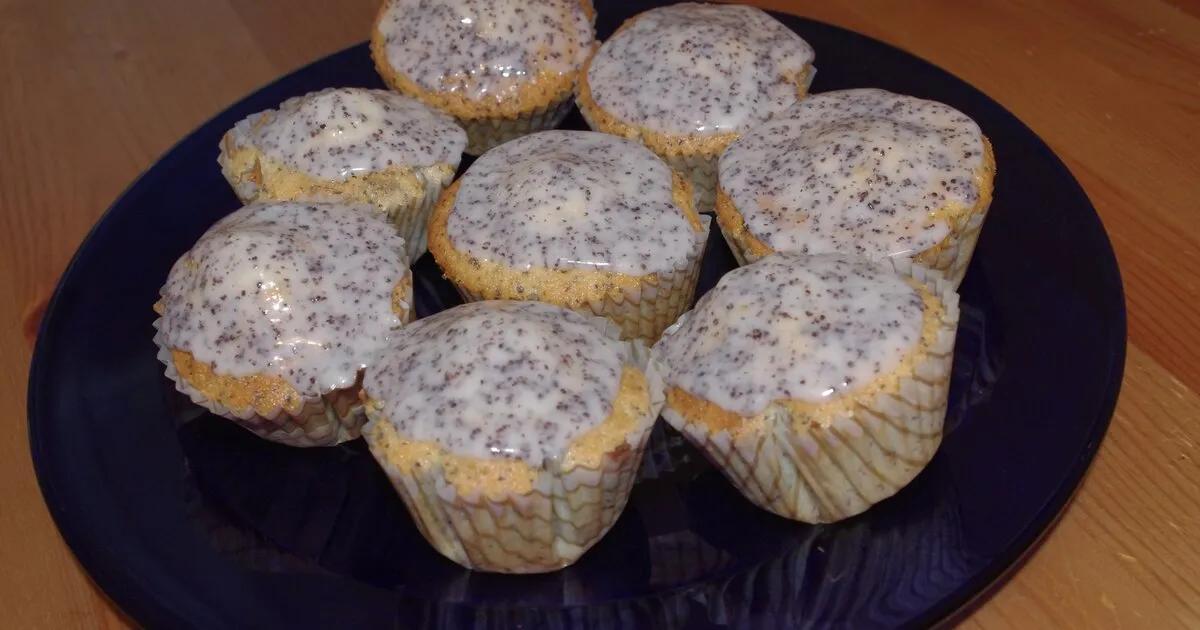 Mohn-Muffins (fettarm) - einfach &amp; lecker | DasKochrezept.de