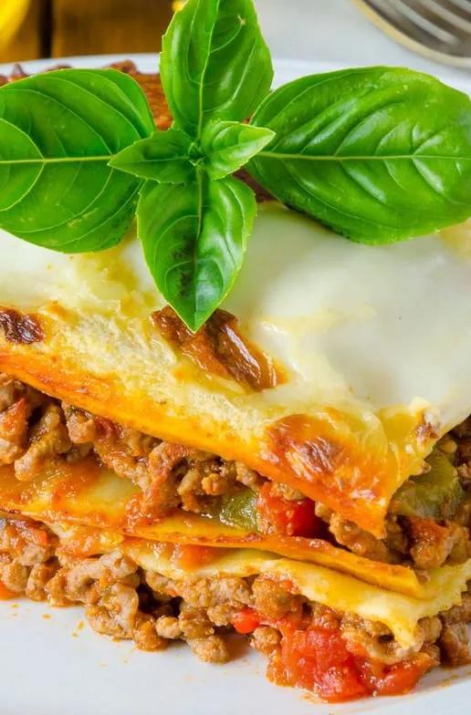 Weight Watchers Lasagna with Meat Sauce - Nesting Lane