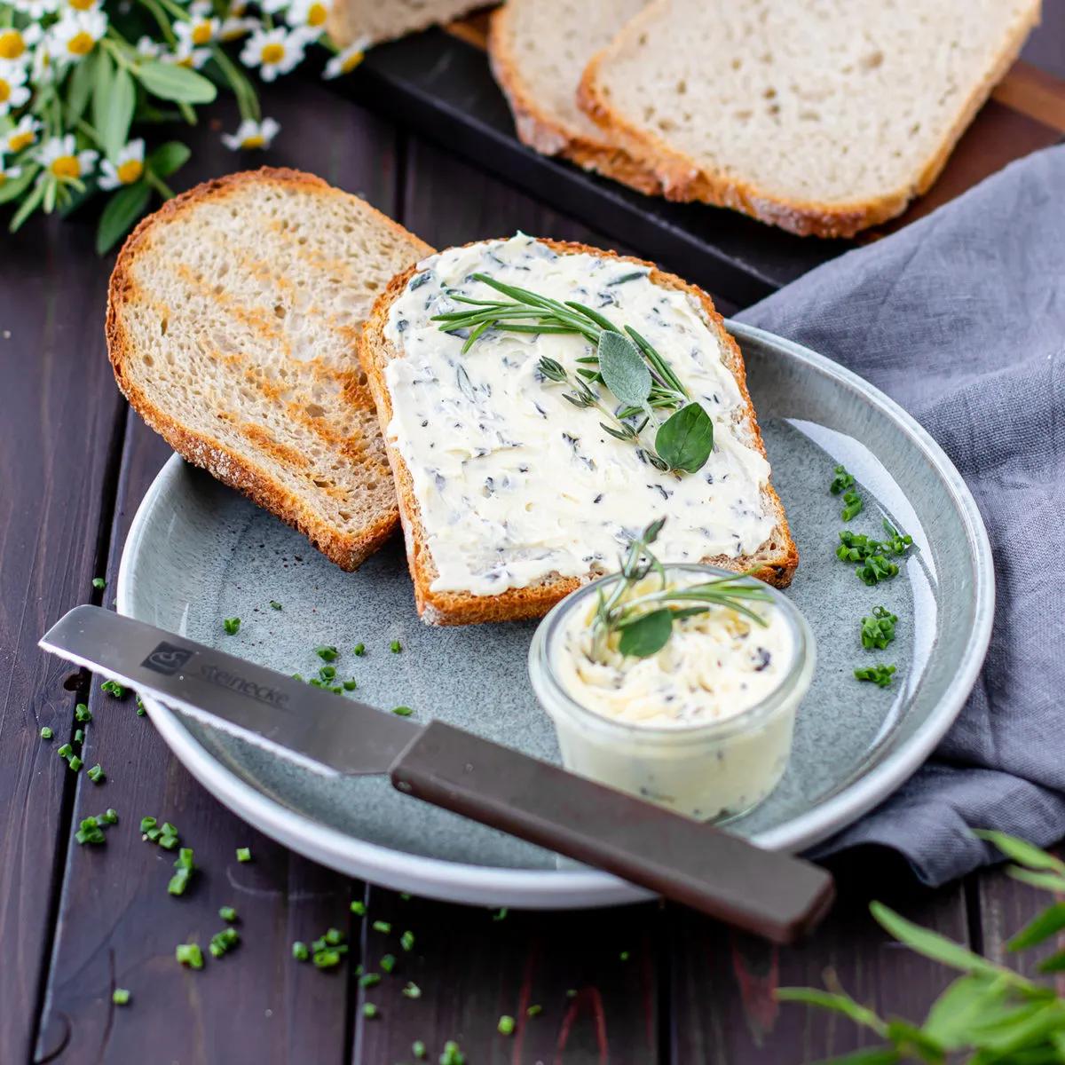 Kräuterbutter zum Grillabend - Steinecke