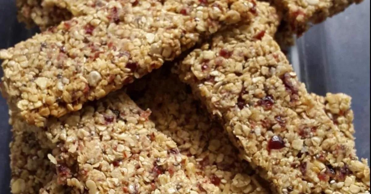 Müsliriegel mit Cranberries, ein Rezept der Kategorie Backen süß. Mehr ...