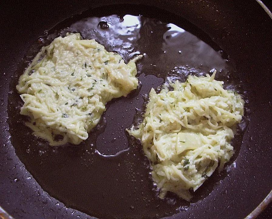 Rheinische Reibekuchen von Crostini | Chefkoch.de