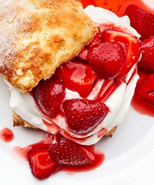 Simple Strawberry Shortcakes | Punchfork