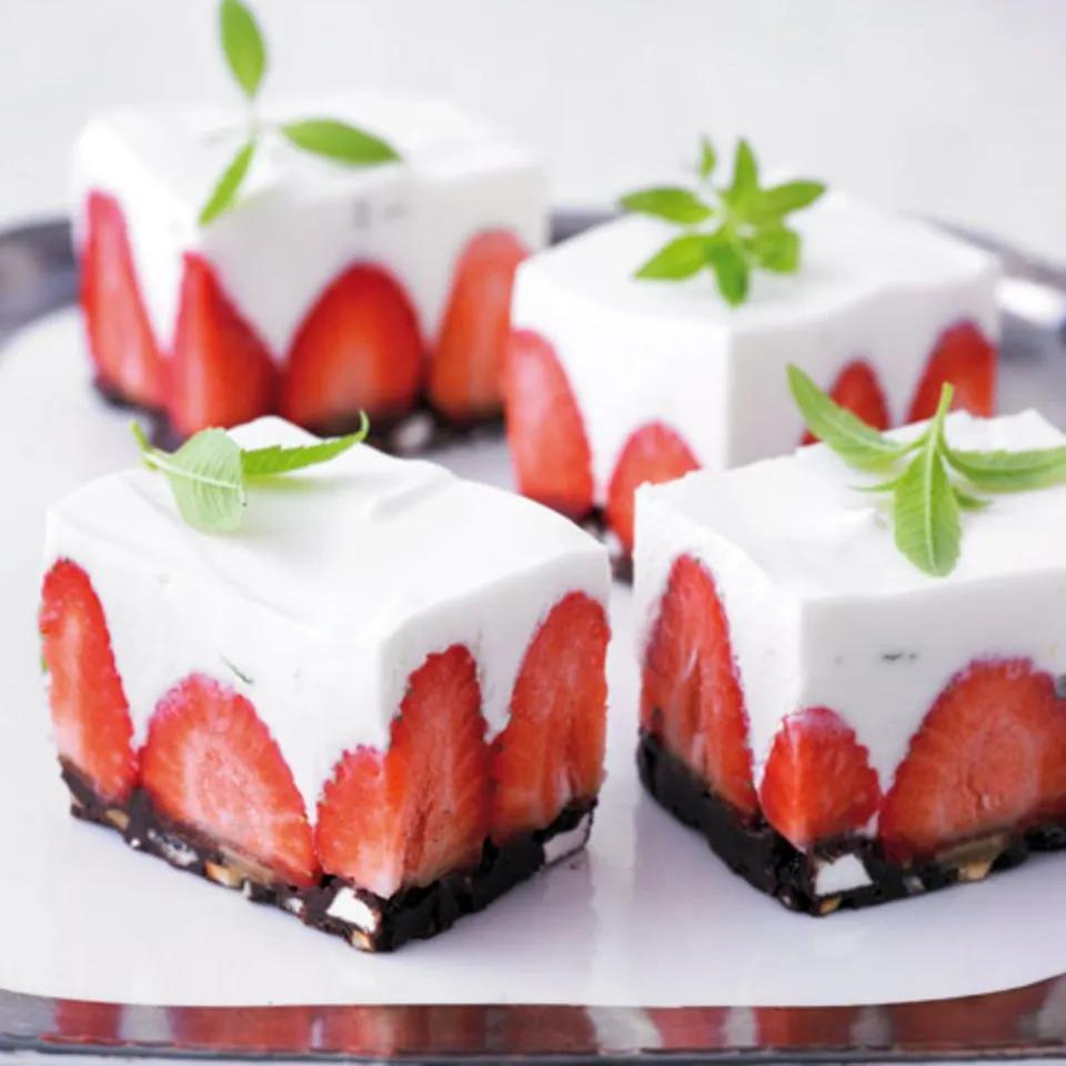 Erdbeer-Frischkäse-Torte Rezept - [ESSEN UND TRINKEN]