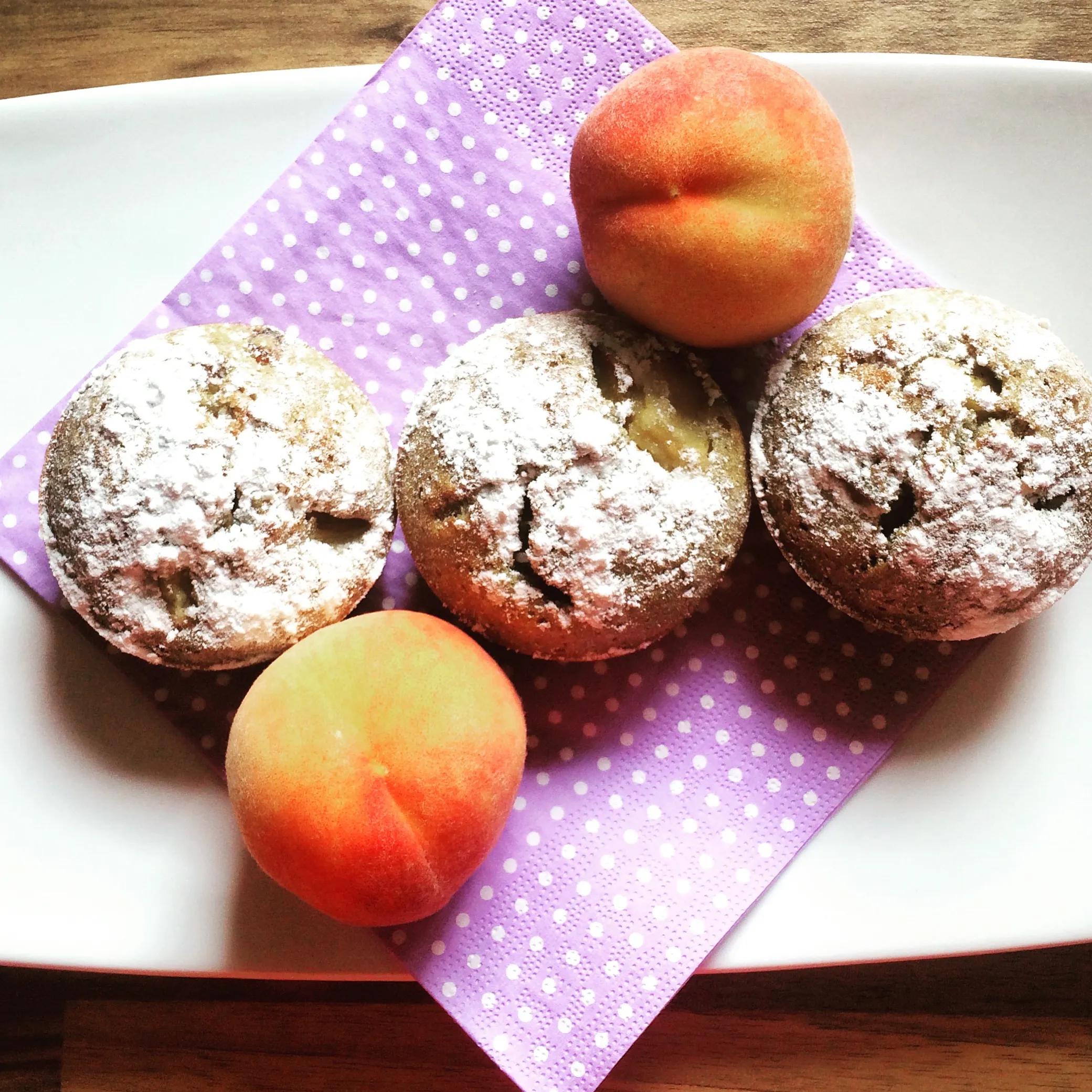 Pfirsich-Muffins – aufgegabelt _ Vegetarischer Foodblog &amp; Reiseblog