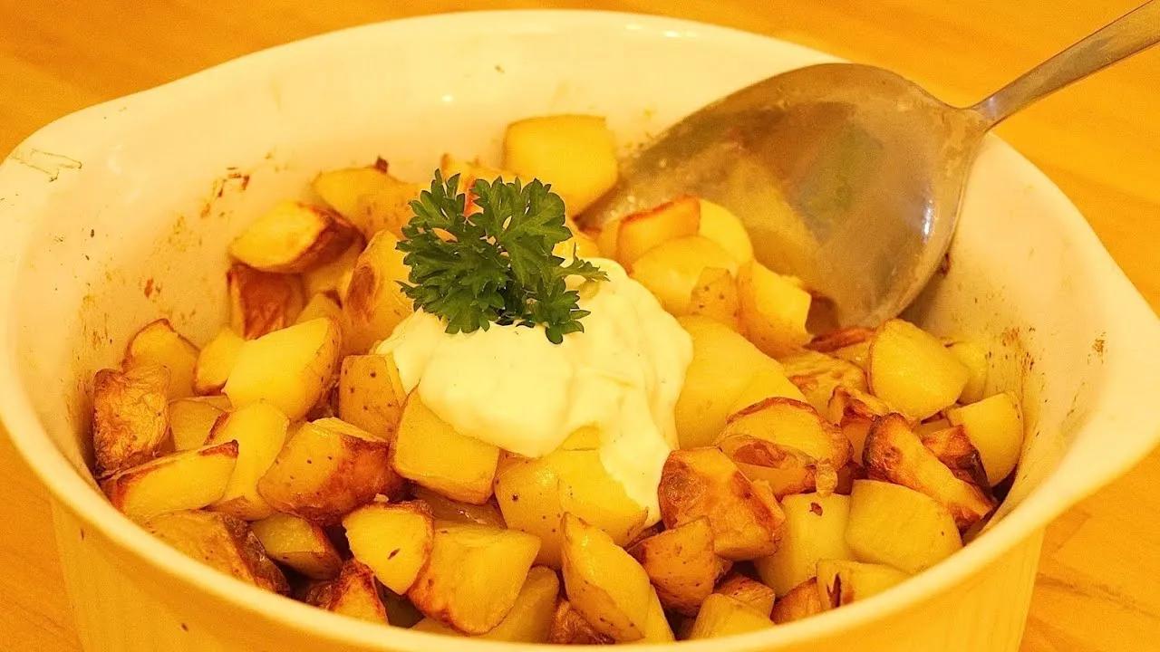 Spanische Kartoffel Tapas Patatas Bravas — Rezepte Suchen