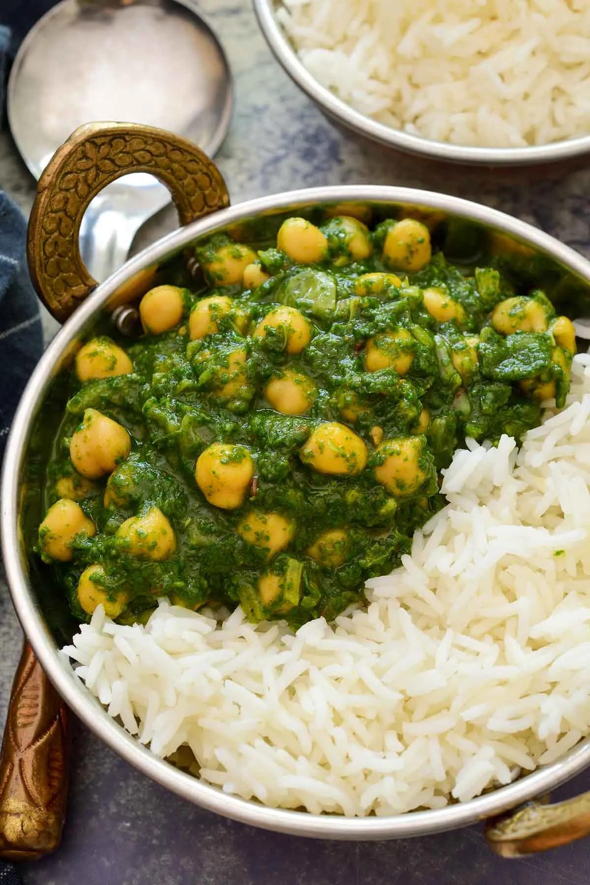 Spinach Curry - The Stingy Vegan