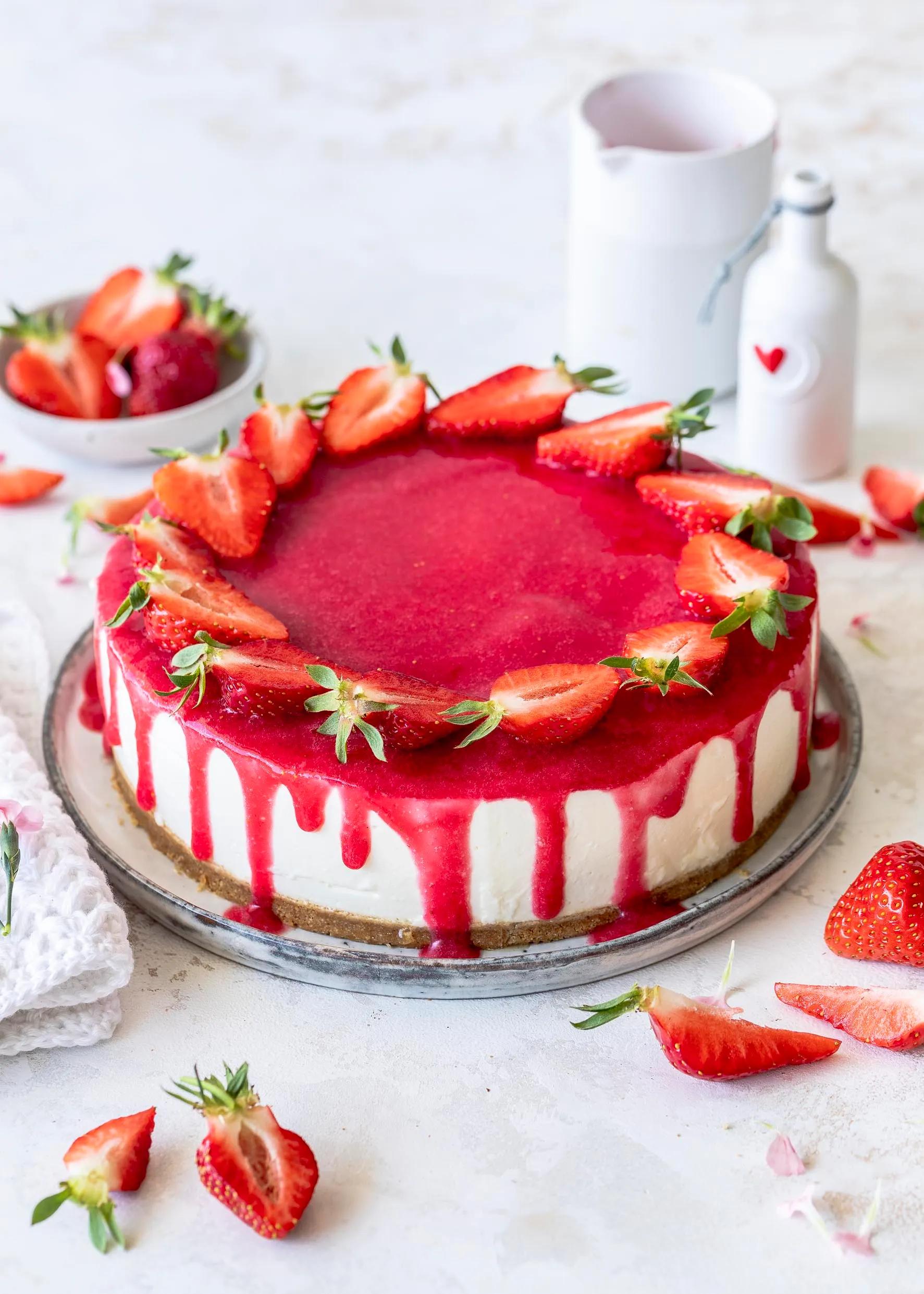 Erdbeer Joghurt Törtchen ⎜ ohne Backen - Emma&amp;#39;s Lieblingsstücke
