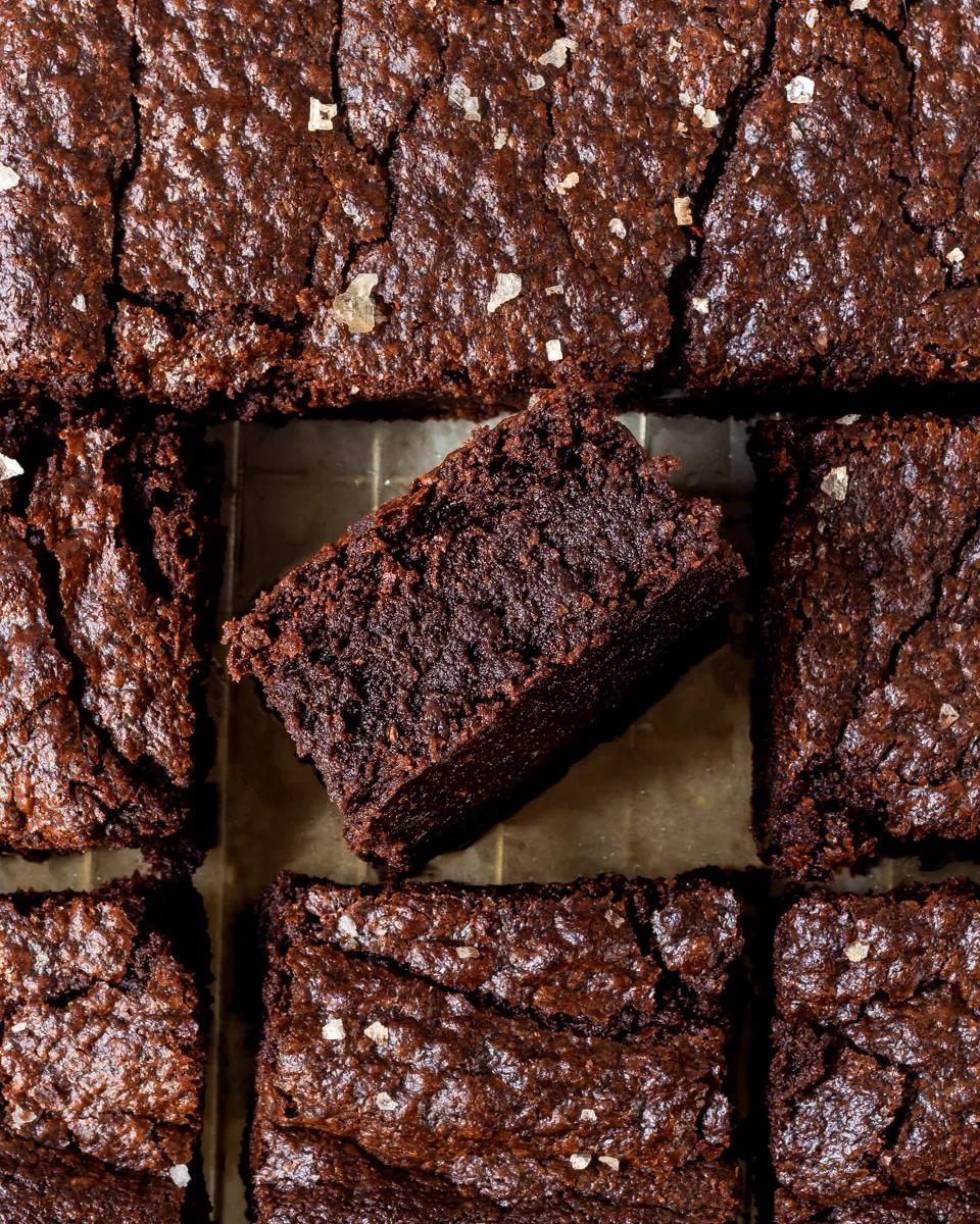 The Best Vegan Brownies Recipe - The Greenquest