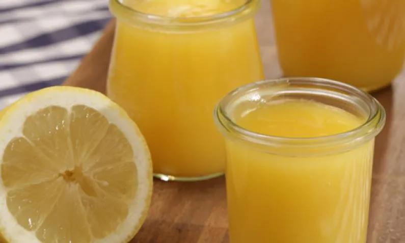 Lemon Curd: fruchtig-frische Zitronen-Creme | Chefkoch.de Video