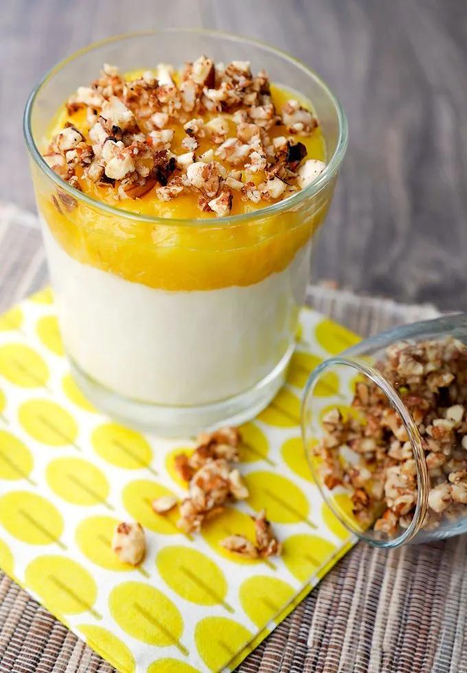 Rezept für Kokosquark mit Mango und Nüssen - Gaumenfreundin Foodblog # ...