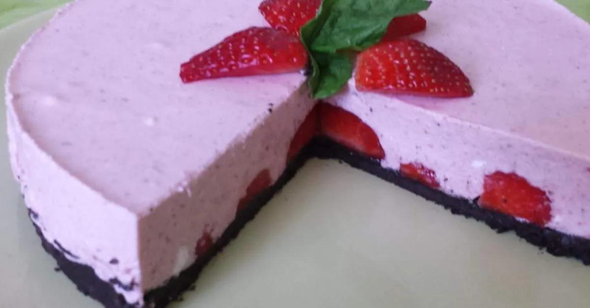 Erdbeer-Quark-Sahne-Torte - die etwas Leichtere von athene05. Ein ...