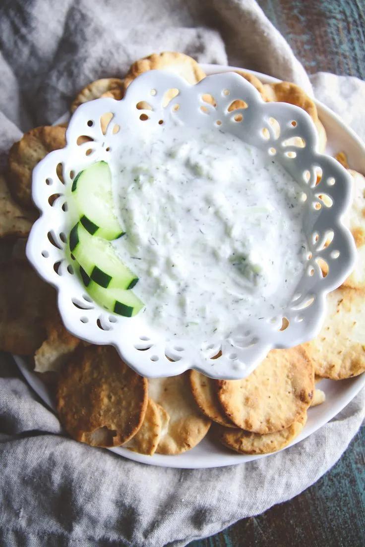 5 ingredient tzatziki sauce recipe. The perfect easy appetizer dip for ...