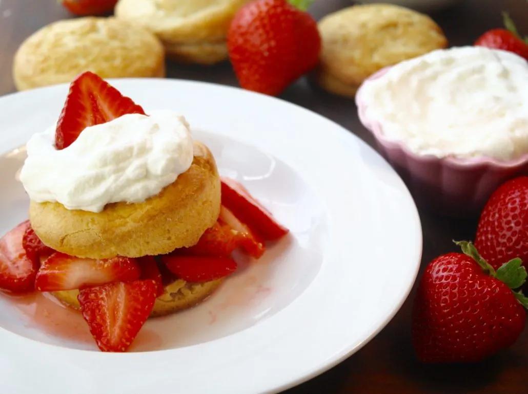 Strawberry Shortcakes – Cooking Clarified