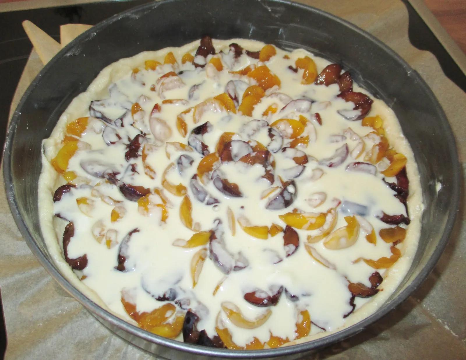 Mirabellen Pflaumen (Zwetschgen) Kuchen mit Quark Ölteig und Streusel ...