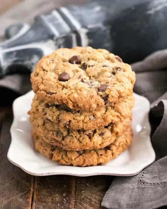 Loaded Cowboy Cookies - That Skinny Chick Can Bake
