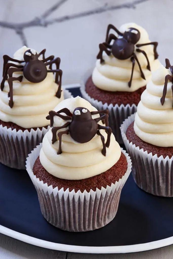 Mouth-Watering Halloween Cupcakes Ideas to Give a Try to | Glaminati
