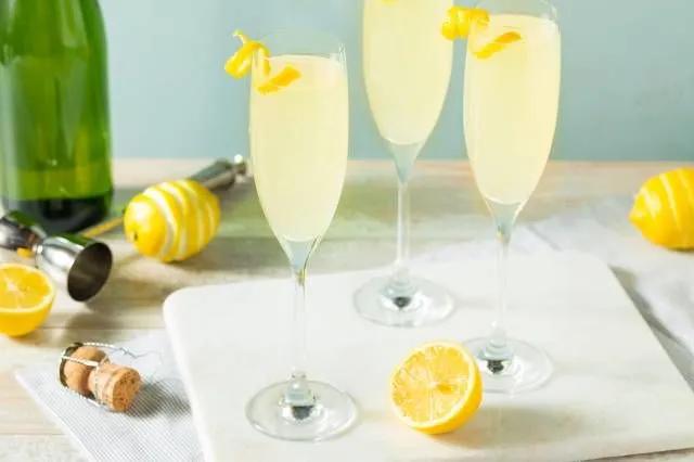 Öfter mal &amp;#39;was Neues: Limoncello Spritz | Rezept in 2020 | French 75 ...
