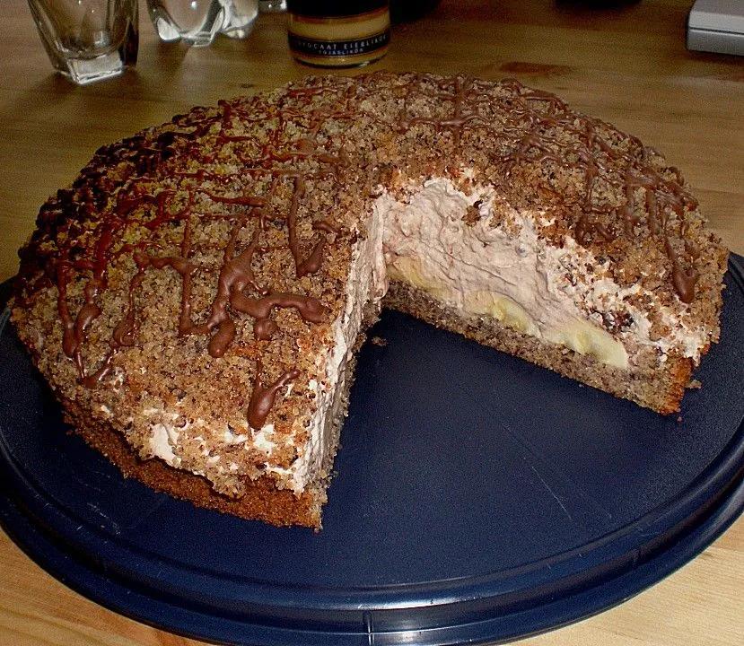 Bananen - Split - Torte mit Eierlikör von toewerlaenderin| Chefkoch ...