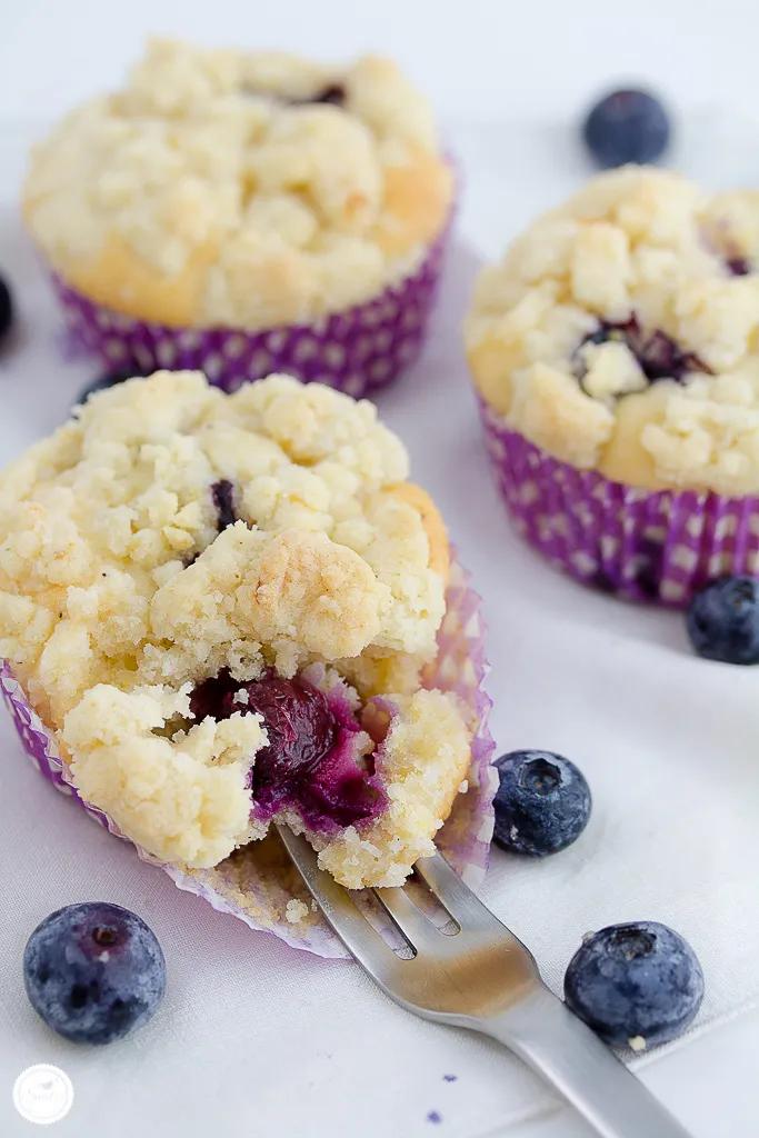 Heidelbeer Joghurt Muffins mit Zitronenstreusel › sweet(s) like heaven