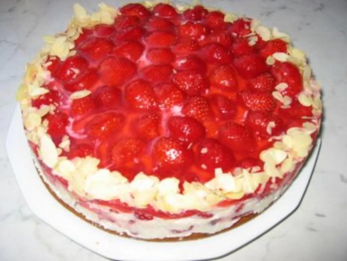 Erdbeer-Sahne-Torte - Rezept mit Bild - kochbar.de
