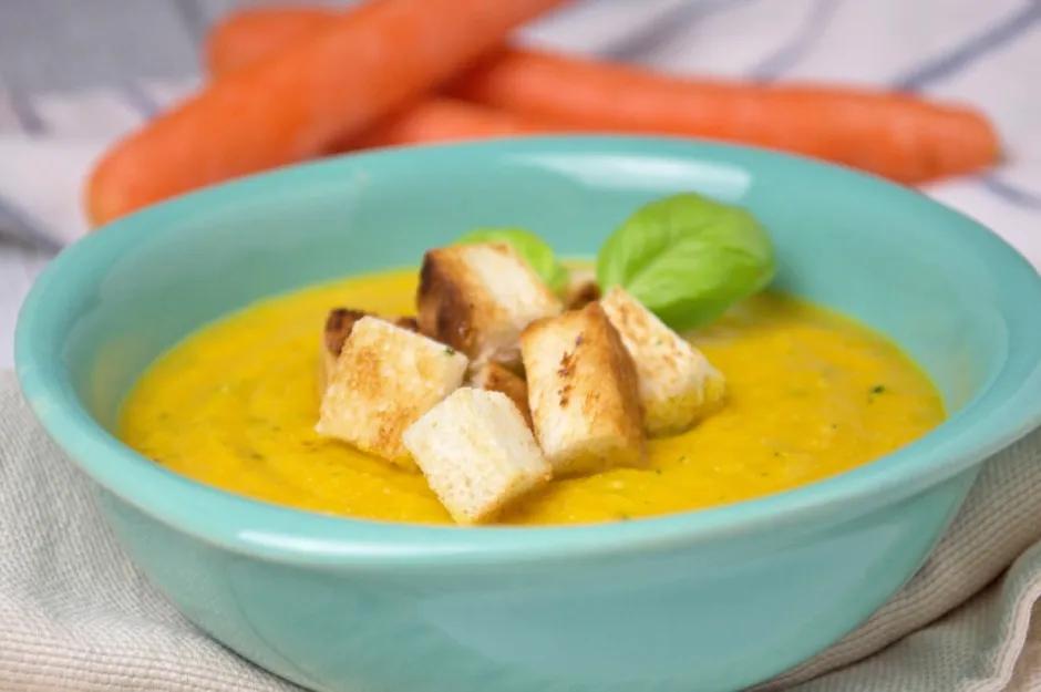 Karotten-Zucchini-Suppe