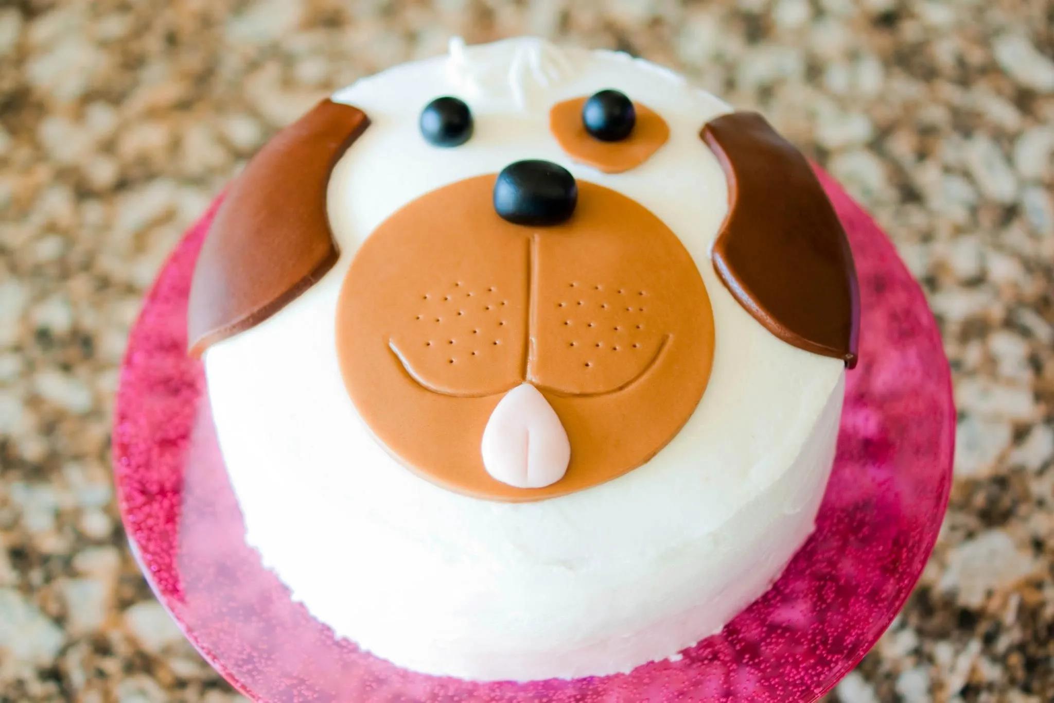 The Sweatman Family: Emma&amp;#39;s Puppy Party | Party desserts, Puppy cake ...