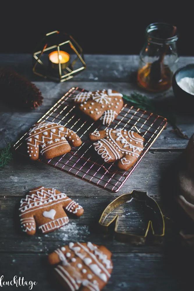 Grundrezept Lebkuchen- einfach und gut Christmas Sweets, Noel Christmas ...