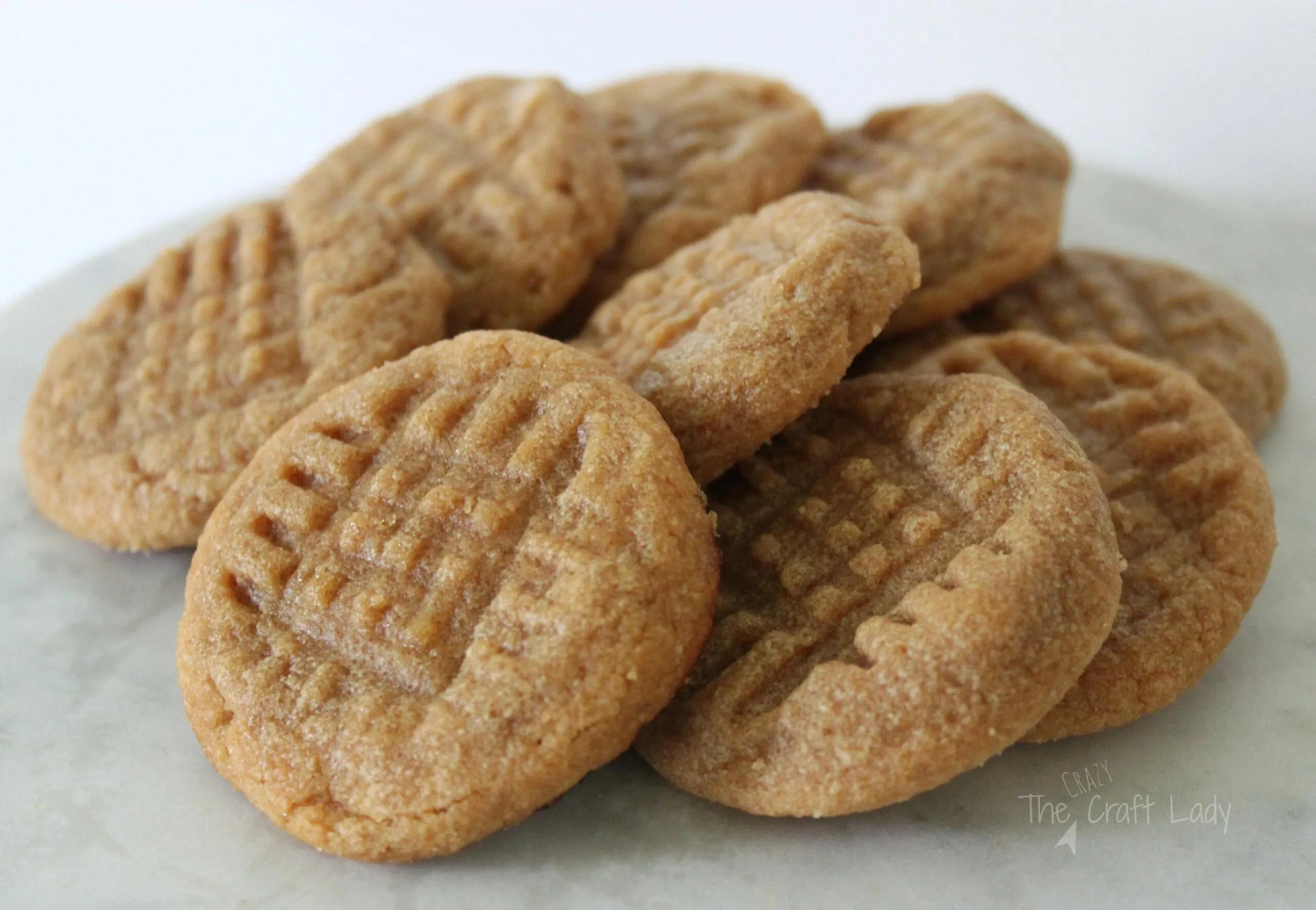 3-Ingredient Peanut Butter Cookies [the easiest cookies you&amp;#39;ll ever ...