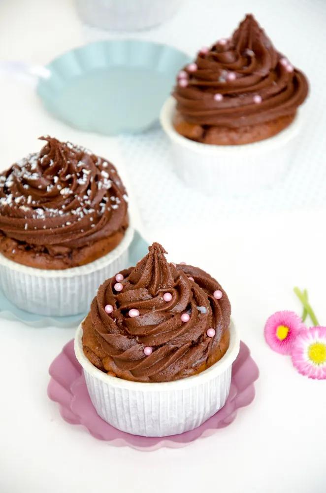 Schokolade Cupcake (Double Chocolate) - Baking Barbarine