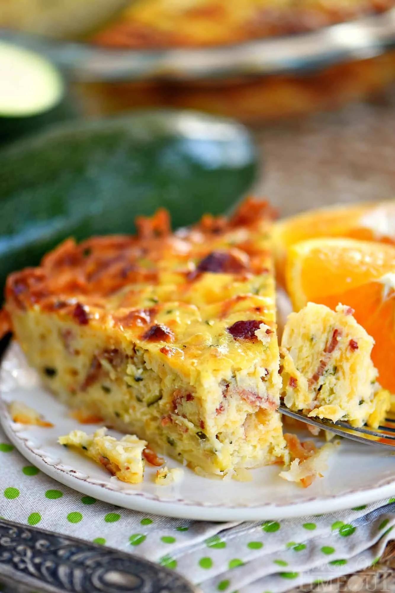 slice-zucchini-quiche-with-bacon-hash-brown-crust-recipe | Quiche ...