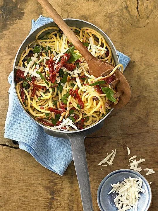 Spaghetti mit getrockneten Tomaten von SteffyPeter | Chefkoch | Recipe ...