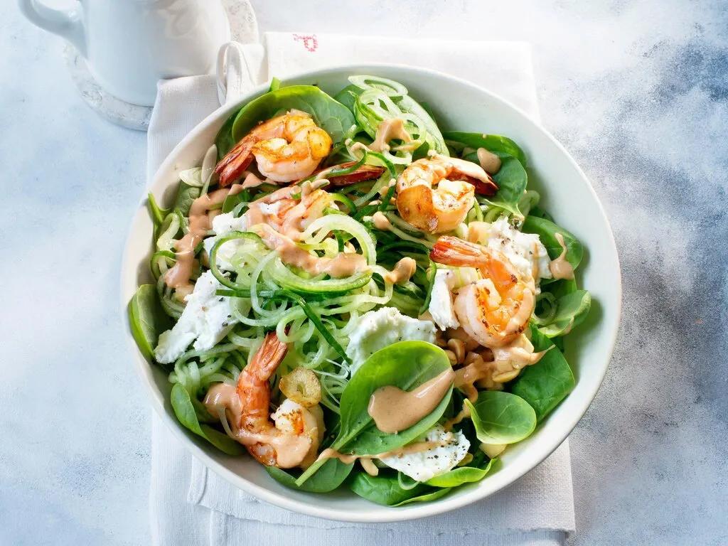 Grüner Salat mit Garnelen sommerlich lecker | Meine Familie und ich