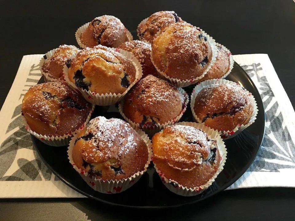 Blaubeer-Buttermilch Muffins, ein schönes Rezept aus der Kategorie ...
