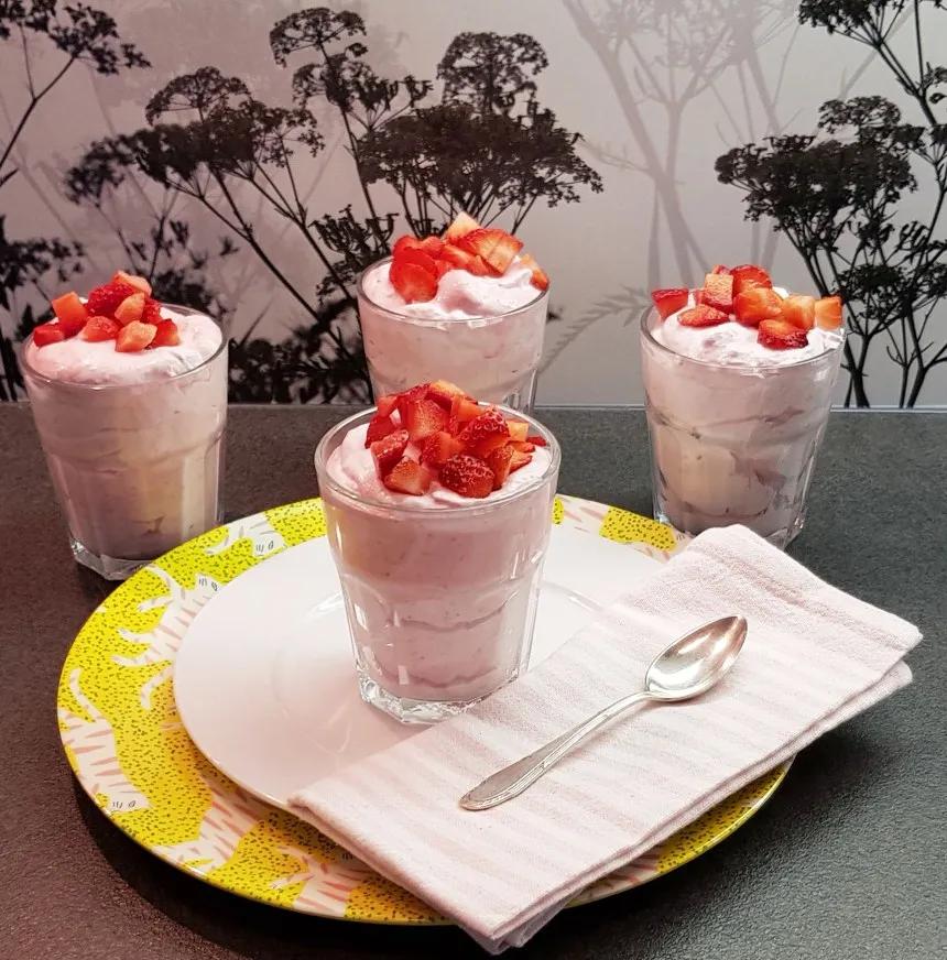 Erdbeer-Sahne-Dessert – Low Carb mit Genuss