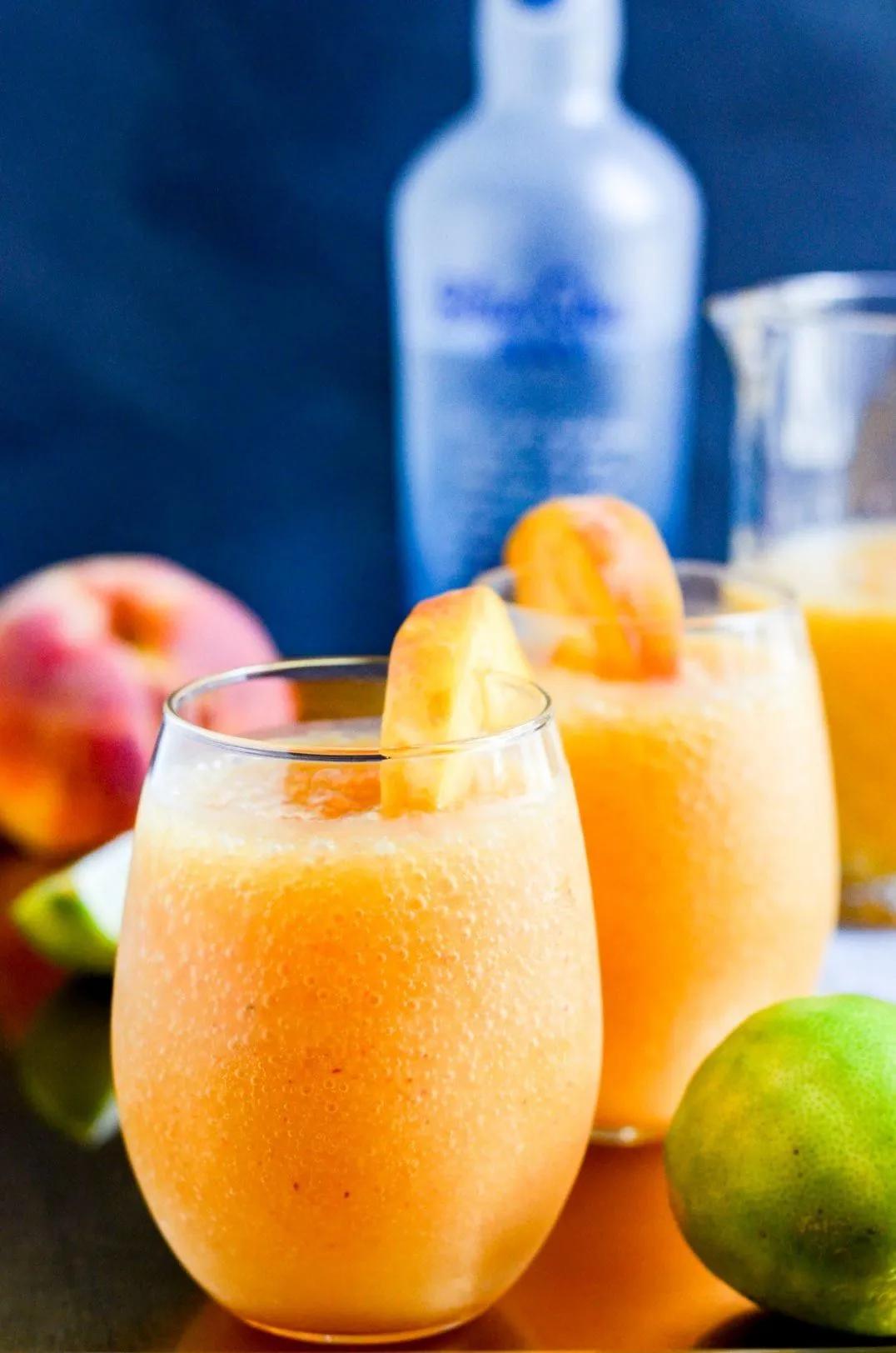 The Perfect Peach Daiquiris - Cocktails, Boozy Drinks, Frozen Drinks ...