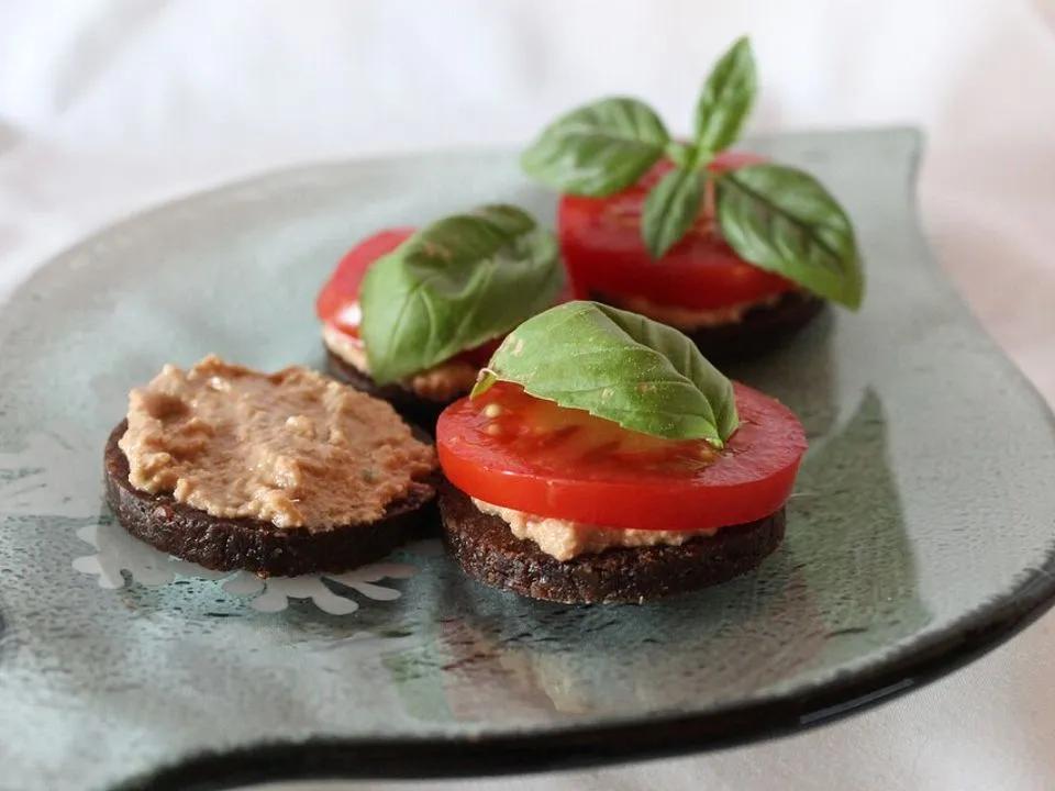 Tomaten-Basilikum-Aufstrich von Waldohreule| Chefkoch